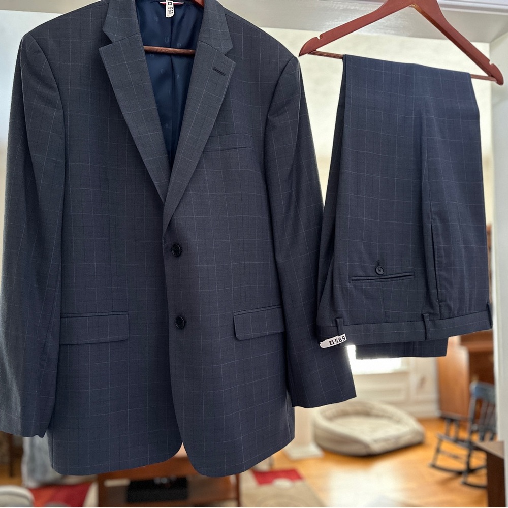 Tommy Hilfiger men’s suit. Blue with pin stripe. Jacket 44R pants 34x32